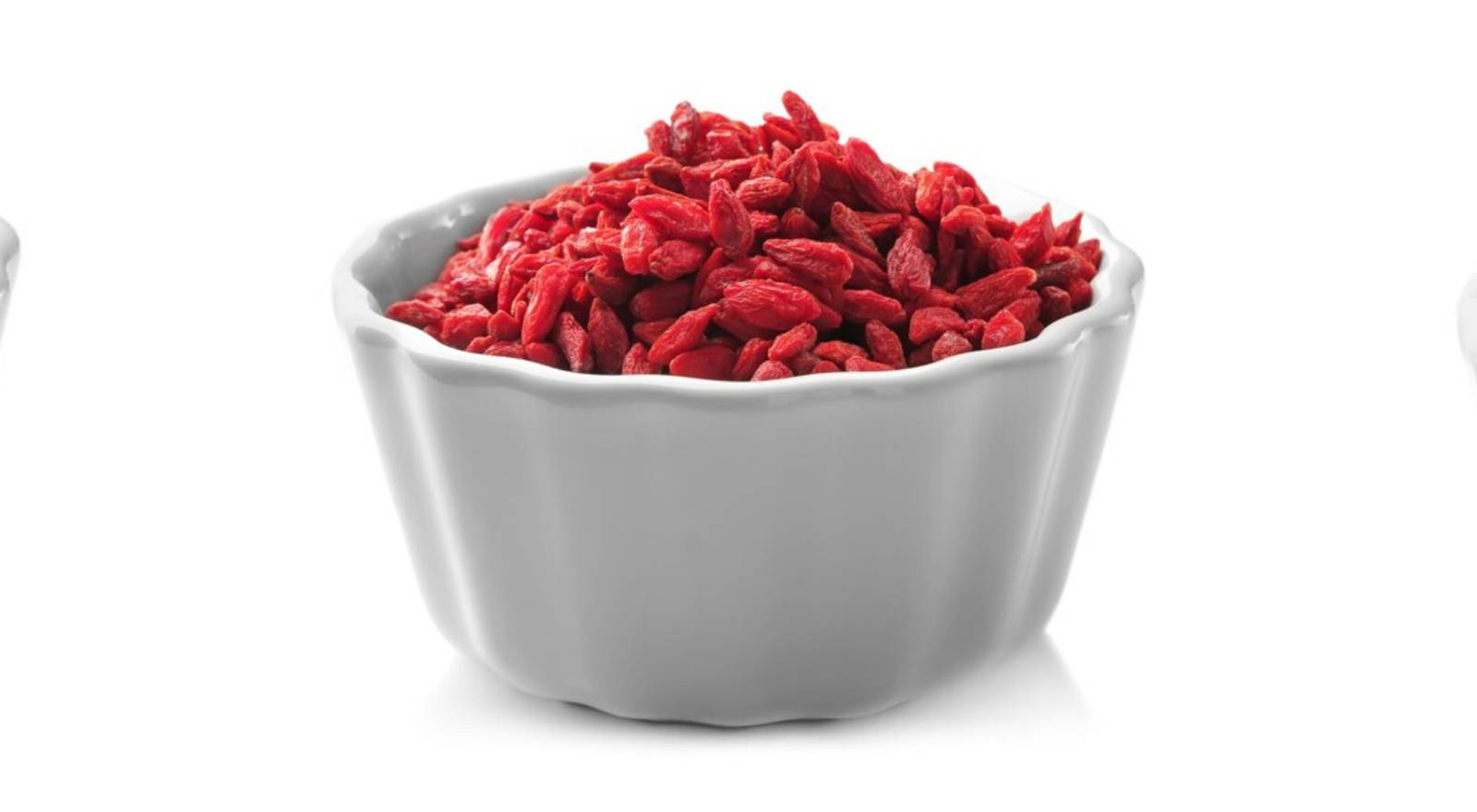 7 Goji Berry Health Benefits, Nutritional Profile, & Precautions To Consider!